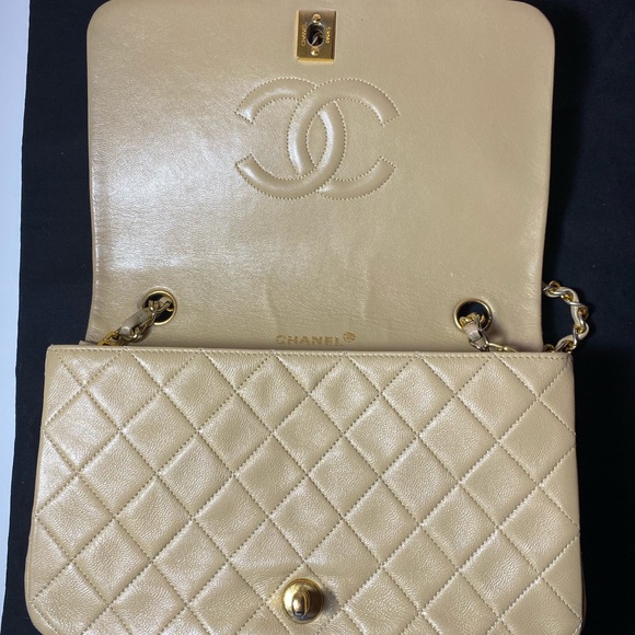 Single flap❤️sold on IG - Picture 8 of 16